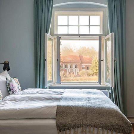 Klostergartenhotel Marienfliess Stepenitz Экстерьер фото